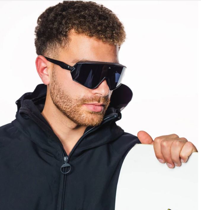 משקפי שמש ספורט דגם Nexus  מבית Forza בצבעים נבחרים